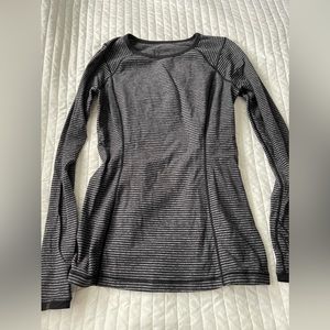 Lululemon Long Sleeve Top
